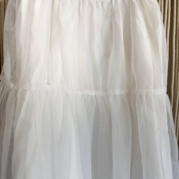 Vintage White Tiered Bridal Gown – JC Penney Size 7/8 Spaghetti Strap - Picture 5 of 10